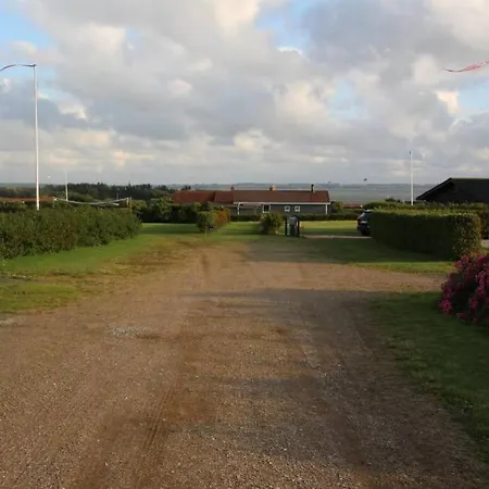 Beautiful And Amazing View - 3 Bedroom 펜션 Vinderup