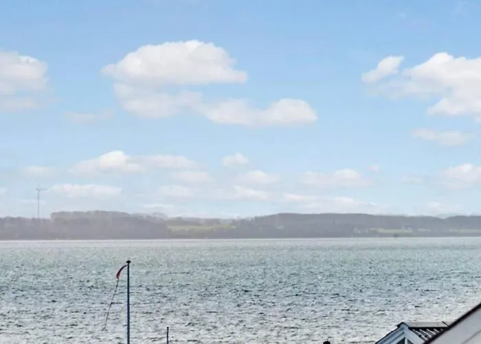 Beautiful And Amazing View - 3 Bedroom *